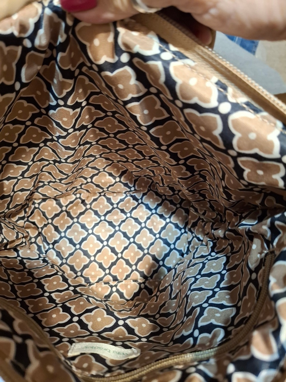 Vera Bradley Quilted Shoulder Bag in Beige NWT - Picture 5 of 9